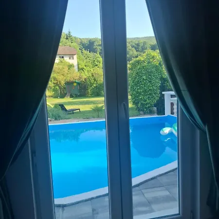 דירה Delux Apartmans *